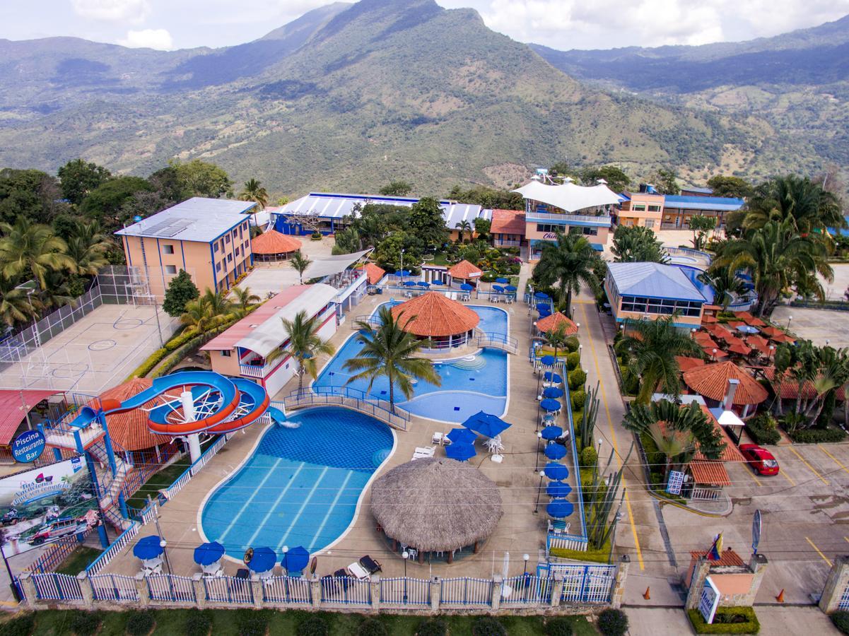 Hotel Chinauta Real Kültér fotó